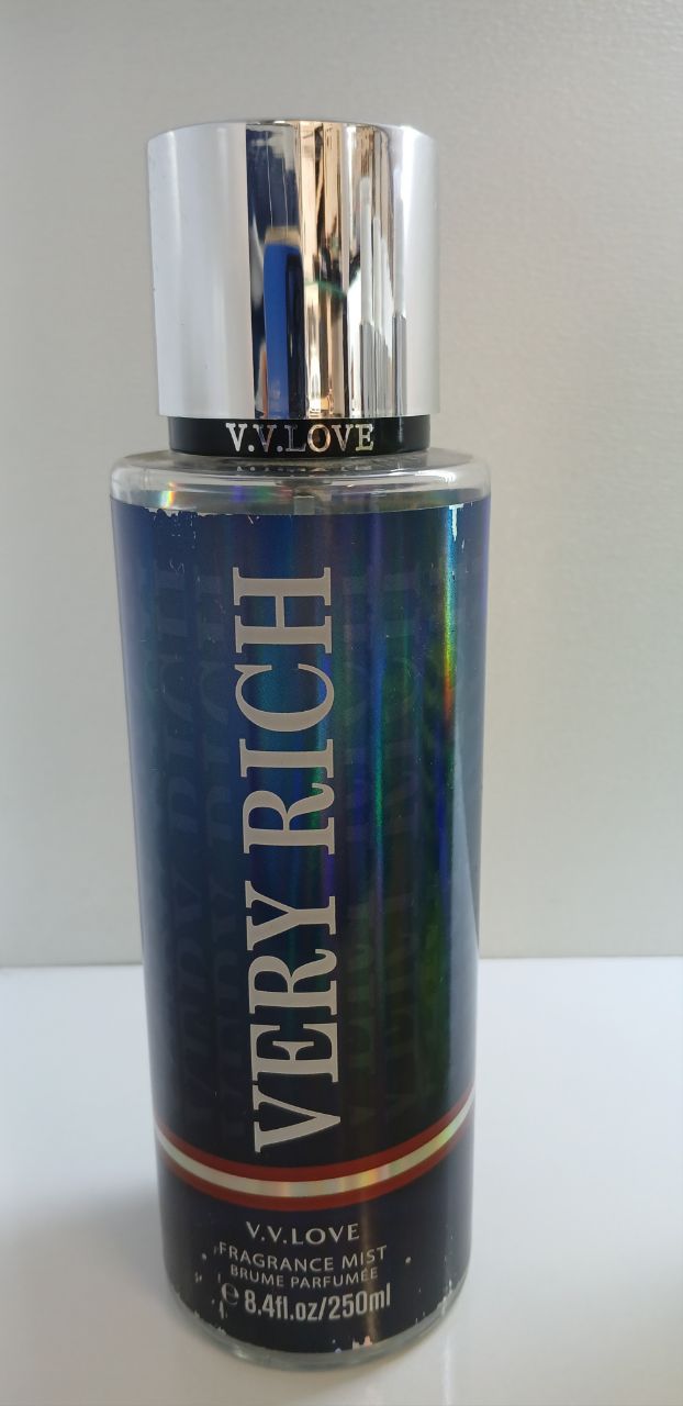 بادی اسپلش زنانه V.V.LOVE مدل VERY RICH حجم ۲۵۰ میلی لیتر